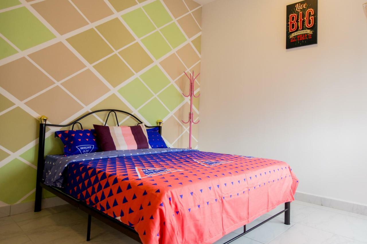 Icolor Home & Stay Ch5 Tanah Rata Esterno foto